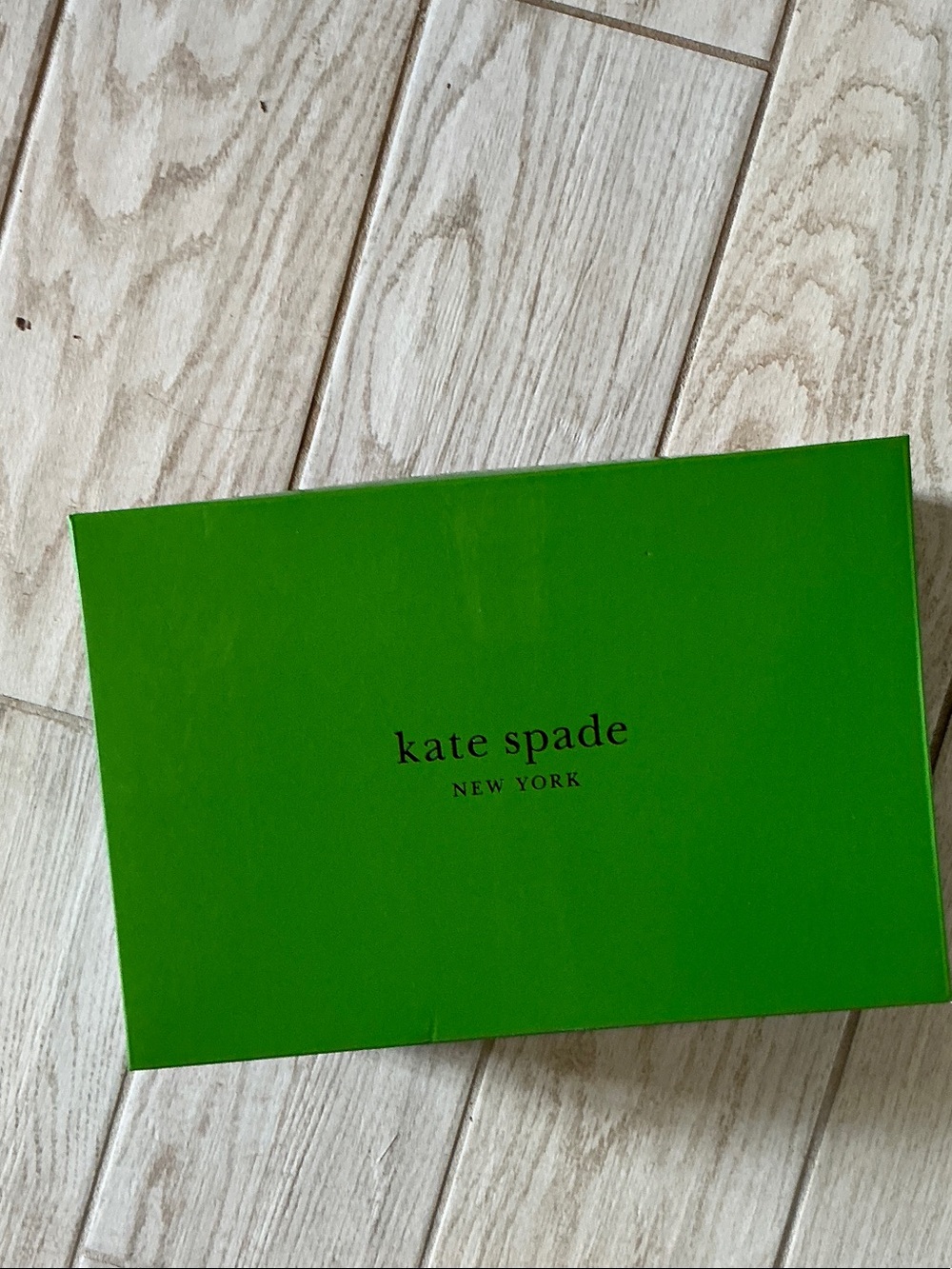New Kate spade size 8.5 B Optic White/Black lift lace up sneaker